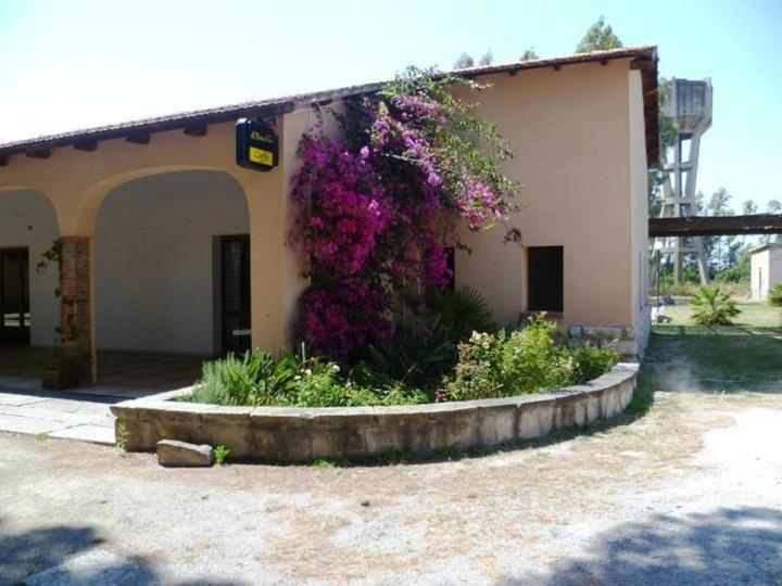 Agriturismo Agrifoglio Сан-Джованни-Суерджу Экстерьер фото